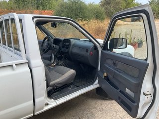 Nissan Navara cabina simple