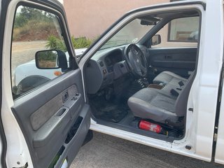 Nissan Navara cabina simple