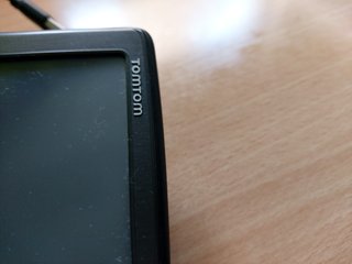 Navegador GPS TomTom para coche + Soporte ventosa