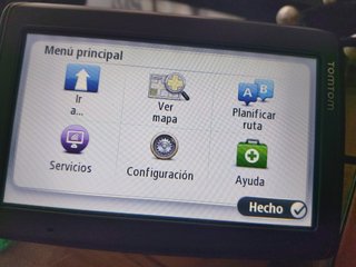 Navegador GPS TomTom para coche + Soporte ventosa