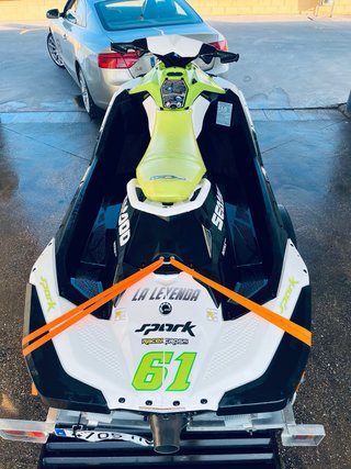 SEADOO SPARK MOTO DE AGUA 2023