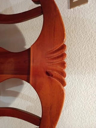 Sillón de enea y madera