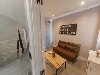 Piso en alquiler en Cuatro Caminos en Madrid