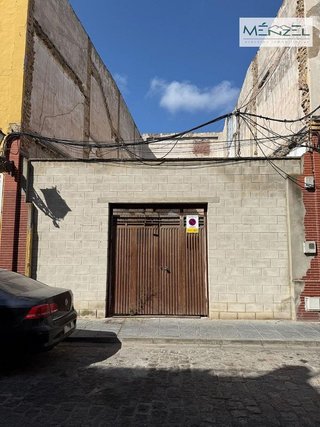Terreno en venta en Coria del Río