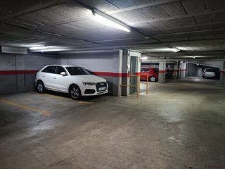 Garaje en venta en Eixample Nord – La Devesa en Girona