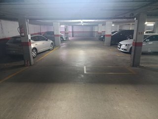 Garaje en venta en Eixample Nord – La Devesa en Girona