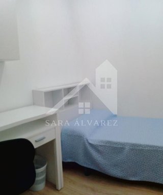 Piso en alquiler en Zona de Plaza de Barcelos en Pontevedra