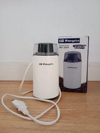 Molinillo de café Orbegozo MO 3200