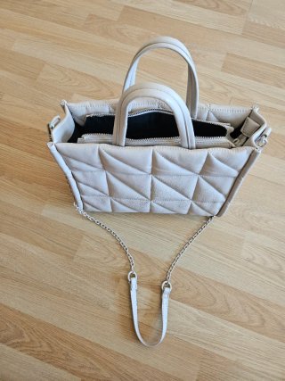 Bolso Zara blanco roto acolchado