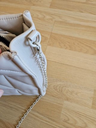 Bolso Zara blanco roto acolchado