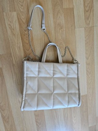Bolso Zara blanco roto acolchado