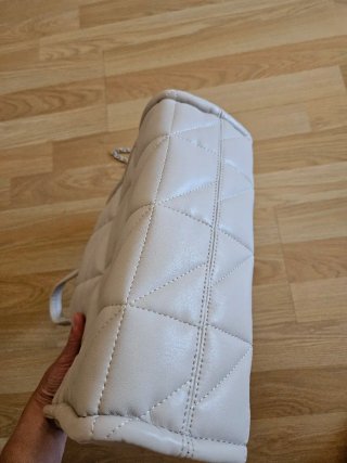 Bolso Zara blanco roto acolchado