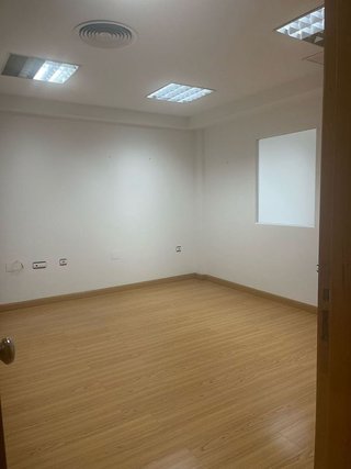 Oficina en alquiler en Avda de Madrid - Pº de la Estación en Jaén