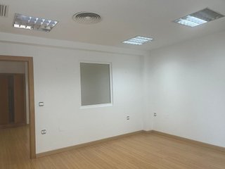 Oficina en alquiler en Avda de Madrid - Pº de la Estación en Jaén