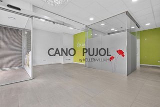 Local comercial en alquiler en Centre - Estació en Sant Cugat del Vallès
