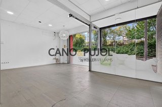 Local comercial en alquiler en Centre - Estació en Sant Cugat del Vallès