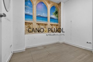 Local comercial en alquiler en Centre - Estació en Sant Cugat del Vallès