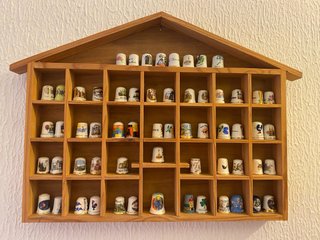 Colección Dedales Porcelana + Expositor Madera