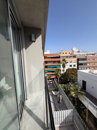 Ático en alquiler en Salamanca - Uruguay - Las Mimosas en Santa Cruz de Tenerife