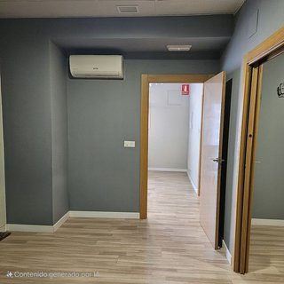 Local comercial en alquiler en Centro - Sagrario en Granada
