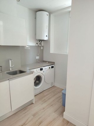 Piso en alquiler en Los Remedios en Sevilla