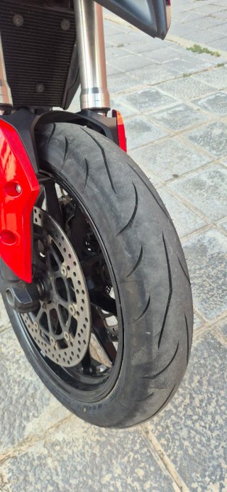 Ducati Hypermotard 939
