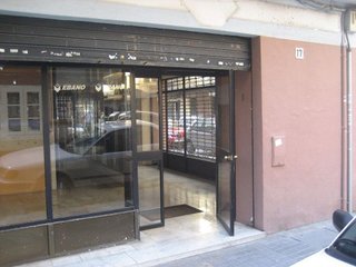 Local comercial en alquiler en Los Remedios en Sevilla
