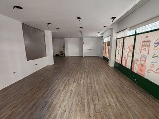 Local comercial en alquiler en Los Remedios en Sevilla