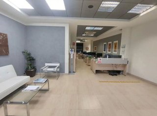 Local comercial en alquiler en Plaza España - Villa Pilar - Reyes Católicos - Vadillos en Burgos