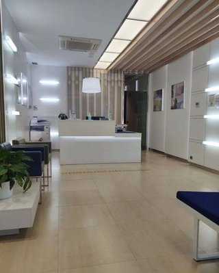 Local comercial en alquiler en Plaza España - Villa Pilar - Reyes Católicos - Vadillos en Burgos