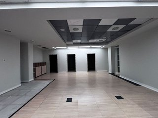 Local comercial en alquiler en Plaza España - Villa Pilar - Reyes Católicos - Vadillos en Burgos