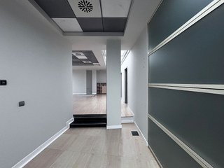 Local comercial en alquiler en Plaza España - Villa Pilar - Reyes Católicos - Vadillos en Burgos