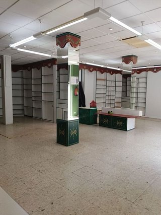 Local comercial en alquiler en La Granja en Zaragoza
