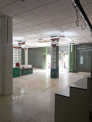 Local comercial en alquiler en La Granja en Zaragoza