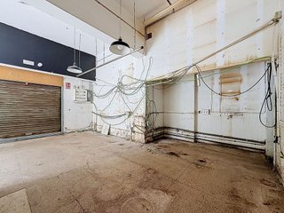 Local comercial en alquiler en El Congrés i els Indians en Barcelona