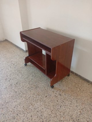 Gratis Mueble TV o aparador gris