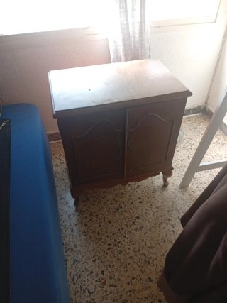 Gratis Mueble TV o aparador gris