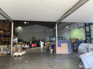 Nave industrial en venta en Centre en Ripollet