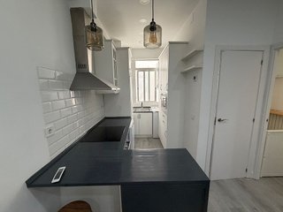 Piso en alquiler en Pacífico en Madrid