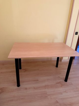Mesa de comedor /escritorio efecto madera