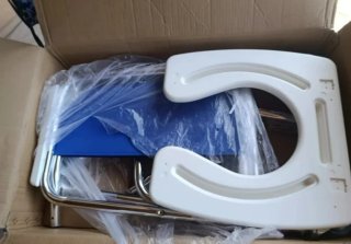 Sedia WC Mobiclinic con rotelle MANZANARES