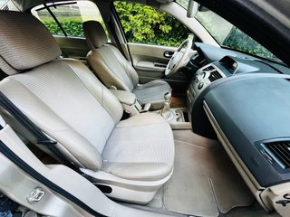 SE VENDE RENAULT MEGANE 1.5 DCI 105CV 2006 2500€
