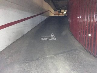 Garaje en alquiler en Eixample Sud – Migdia en Girona