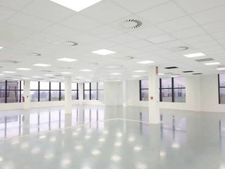 Oficina en alquiler en Zona Industrial en Prat de Llobregat, El