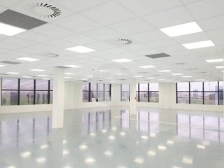 Oficina en alquiler en Zona Industrial en Prat de Llobregat, El