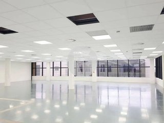 Oficina en alquiler en Zona Industrial en Prat de Llobregat, El