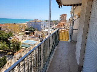 APARTAMENTO CON VISTAS AL MAR