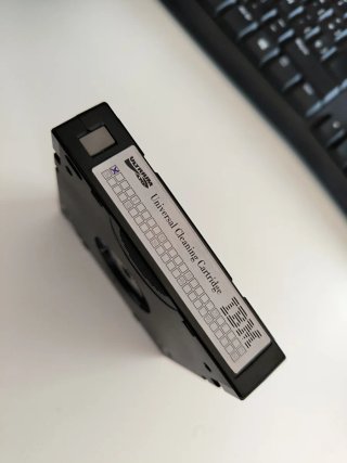 Cartuccia di pulizia universale IBM LTO Ultrium