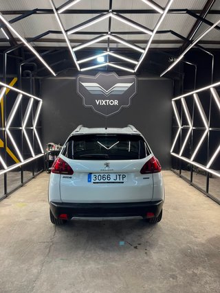 Peugeot 2008 1.2 PureTech S&S Allure 110