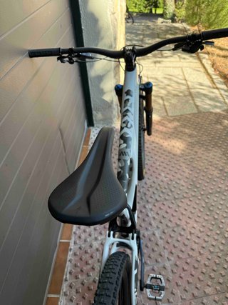 Specialized Stumpjumper EVO Pro 2023. Tope gama